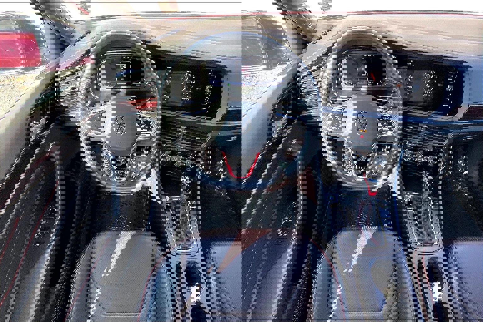 Certified 2024 Volkswagen Jetta GLI Autobahn w/ GLI Black Package image 4