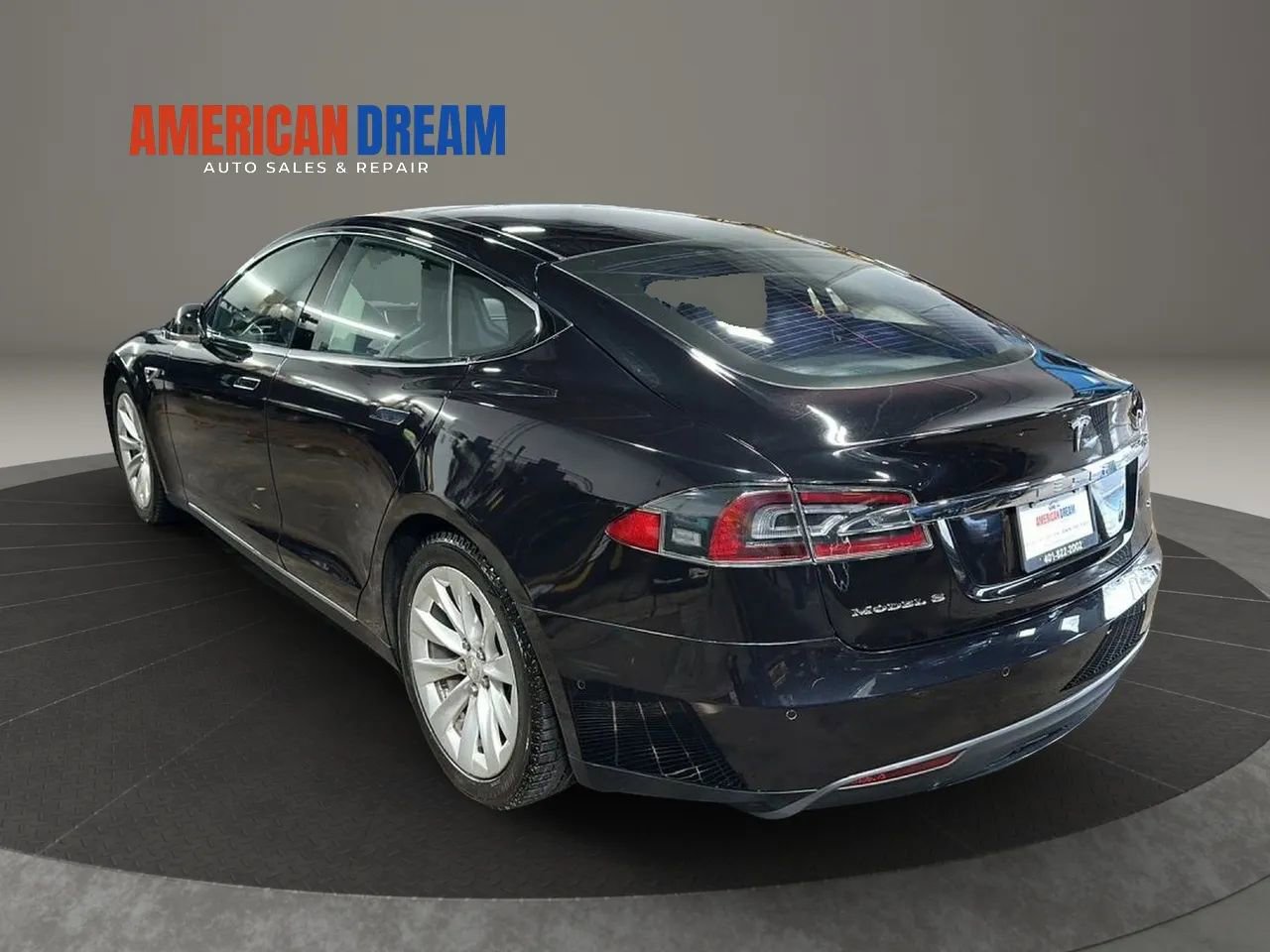 Used 2016 Tesla Model S 60 RWD image 3