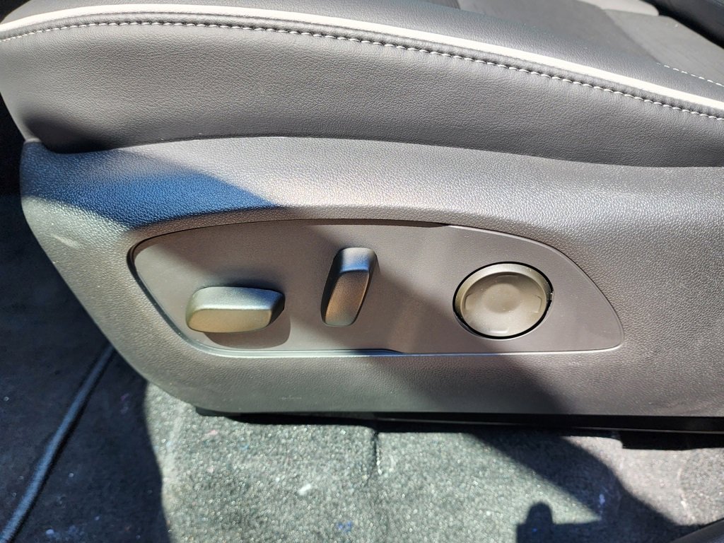 New 2026 Buick Enclave Sport Touring w/ Power Package image 18