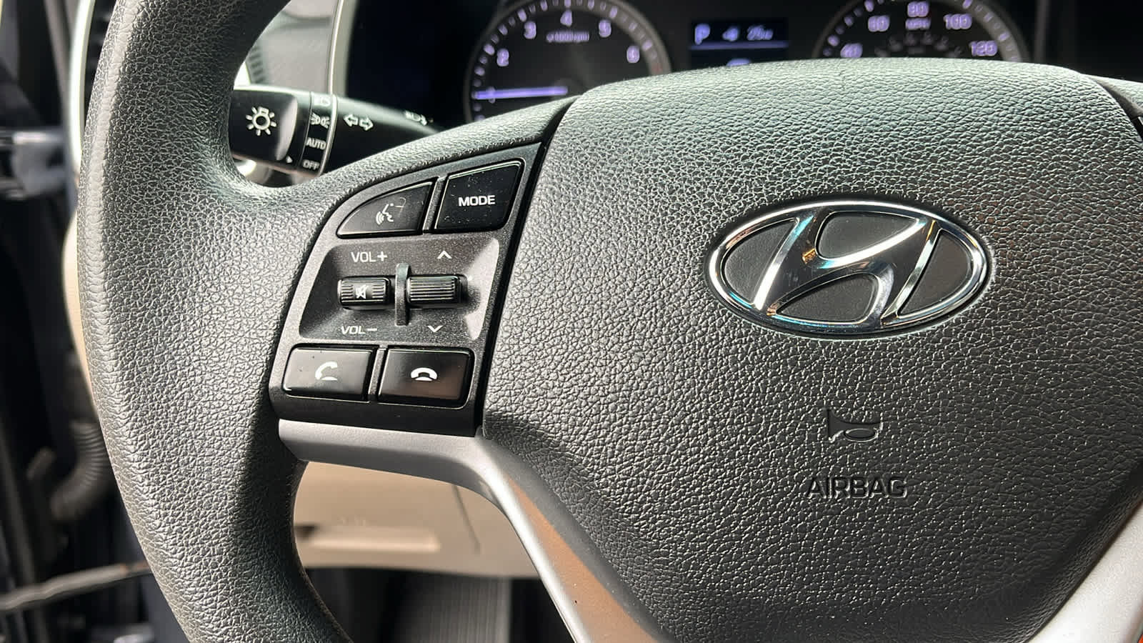 Used 2019 Hyundai Tucson SE image 12