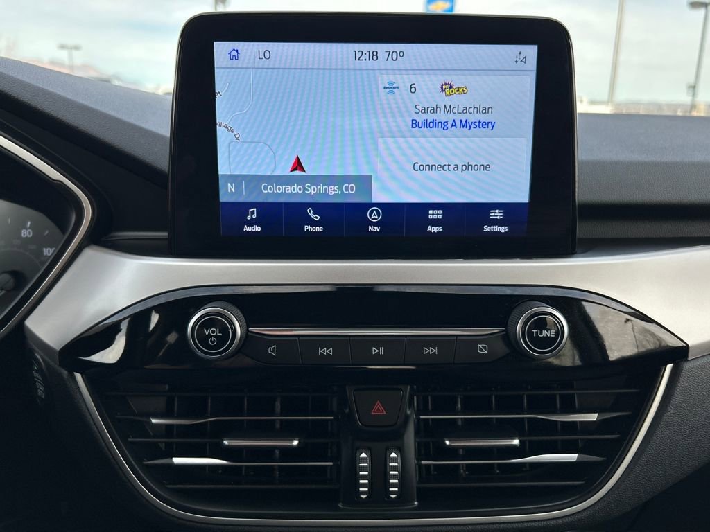 Used 2020 Ford Escape SE image 12