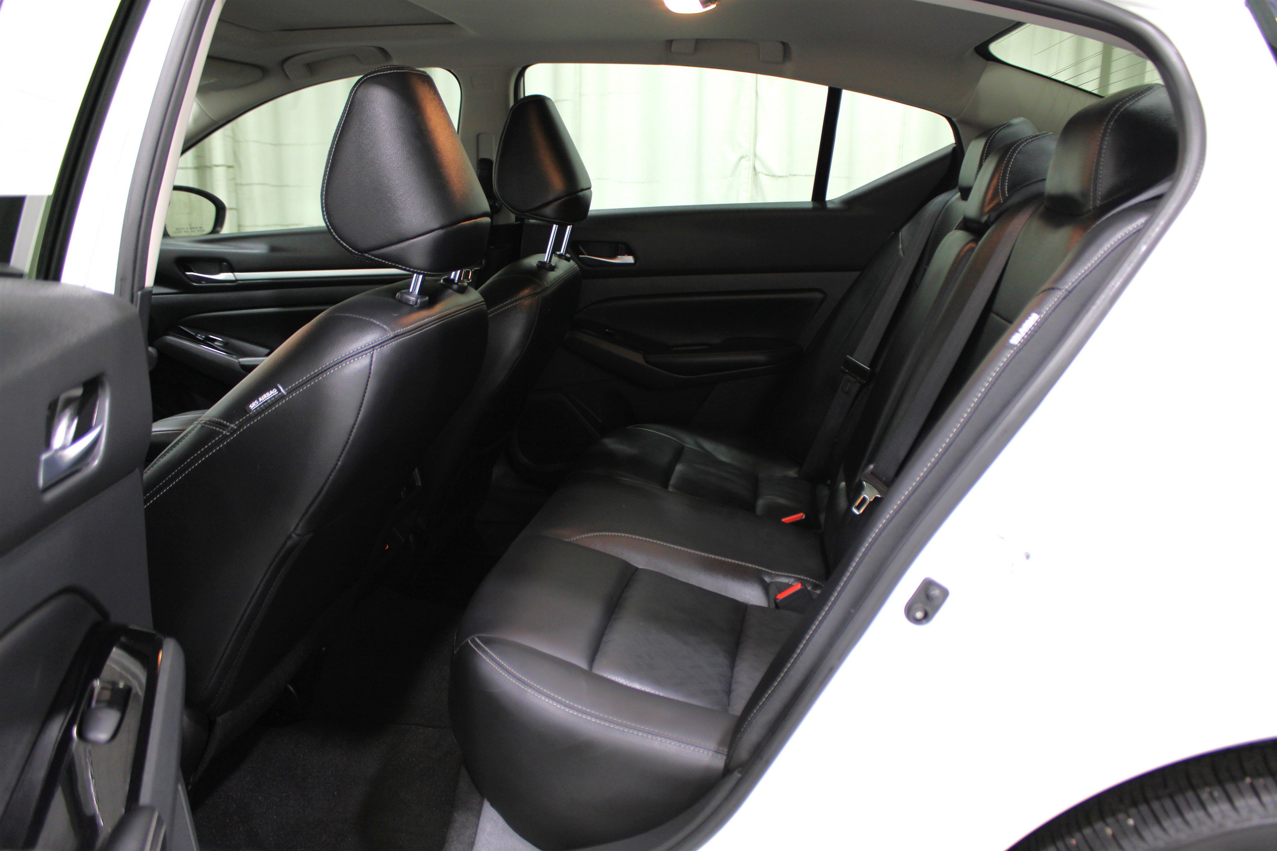 Used 2025 Nissan Altima 2.5 SL image 25