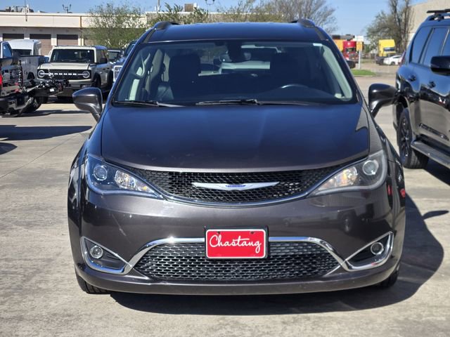 Used 2020 Chrysler Pacifica Touring-L image 2