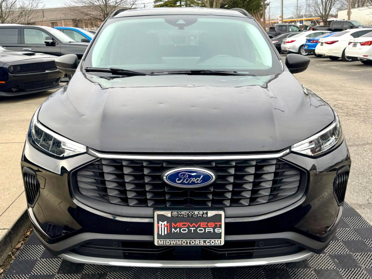 Used 2025 Ford Escape Active w/ Active Premium Tech Pack image 9