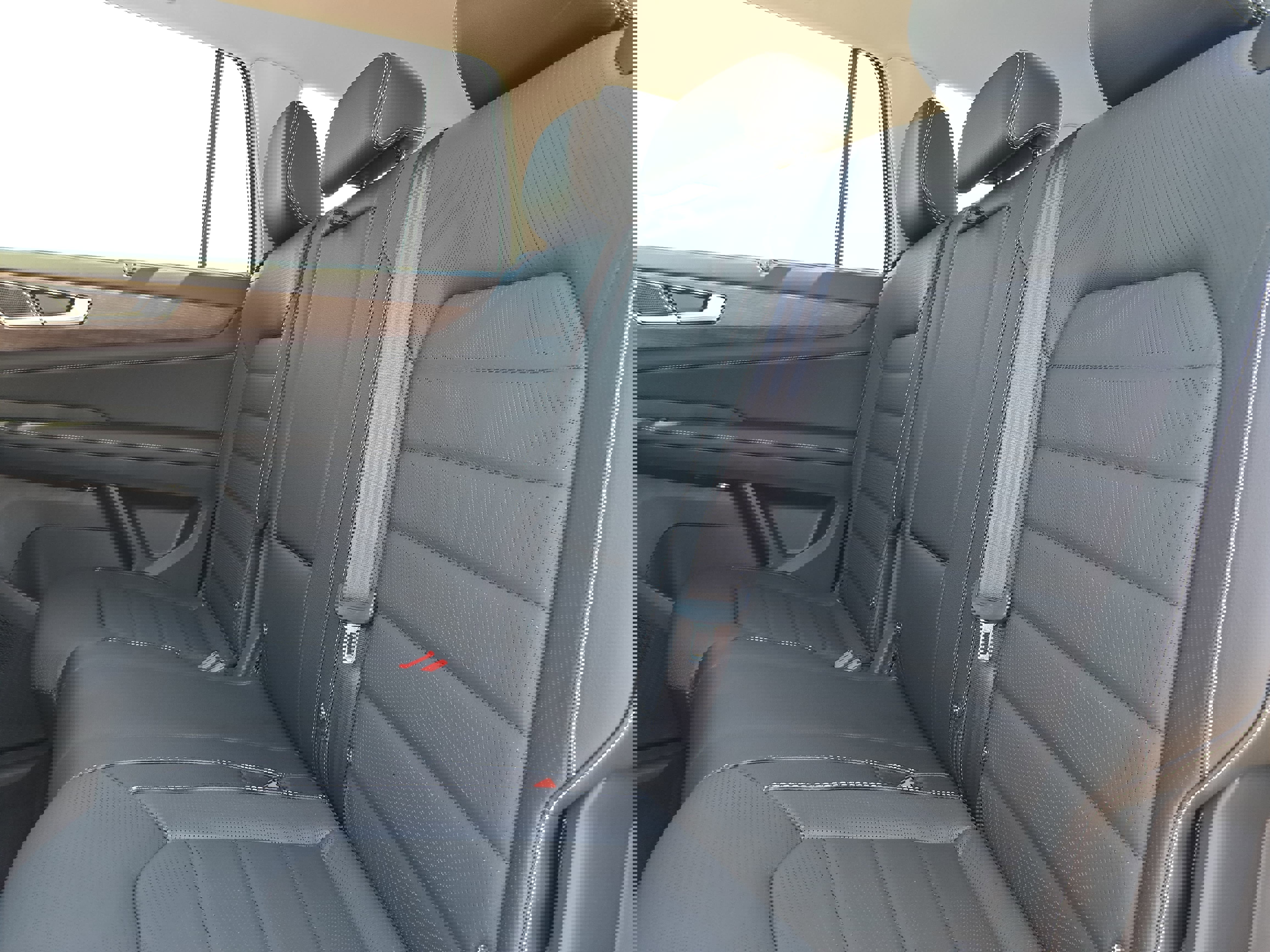 New 2026 Volkswagen Atlas SEL image 15