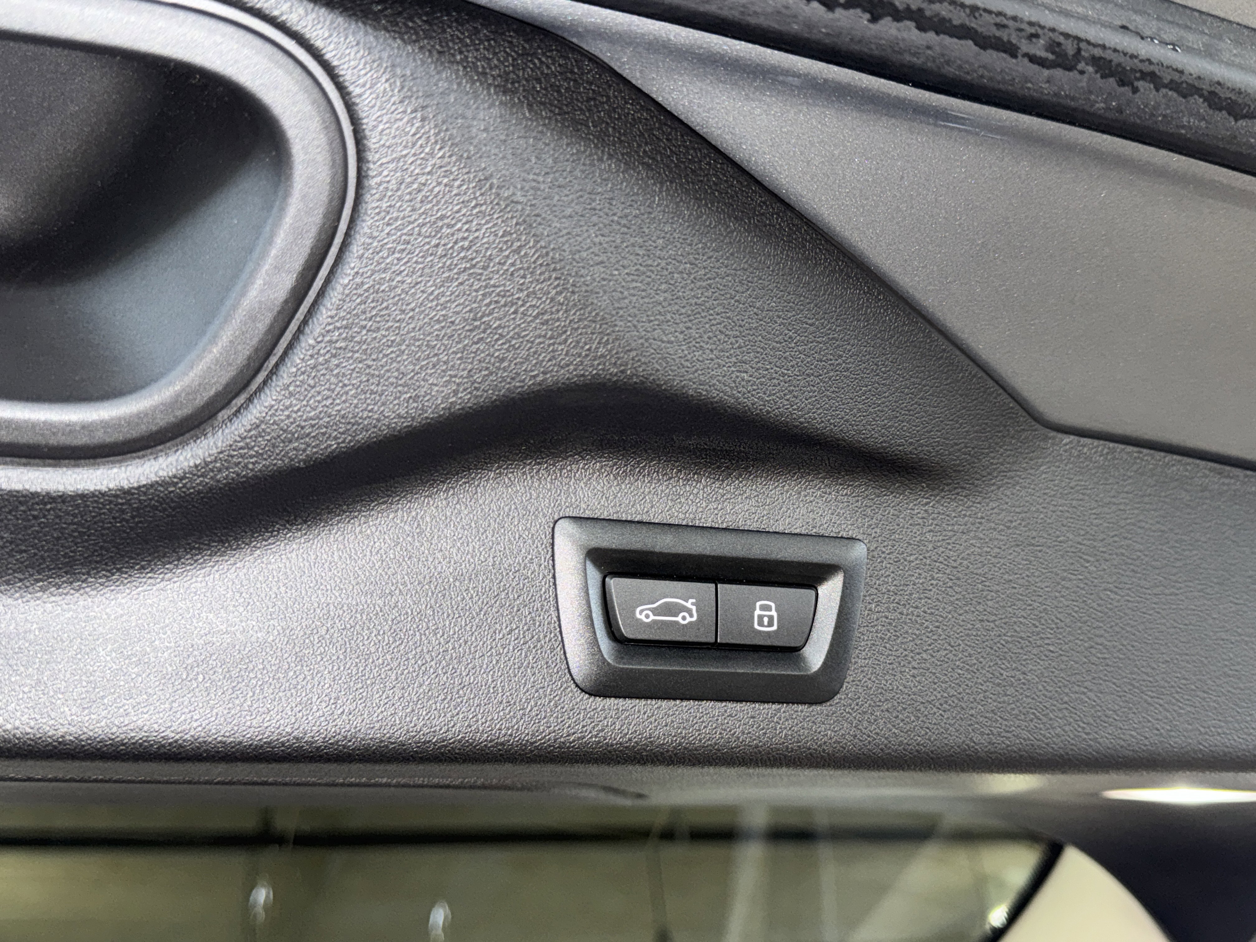 Used 2023 BMW X7 xDrive40i w/ Premium Package image 15