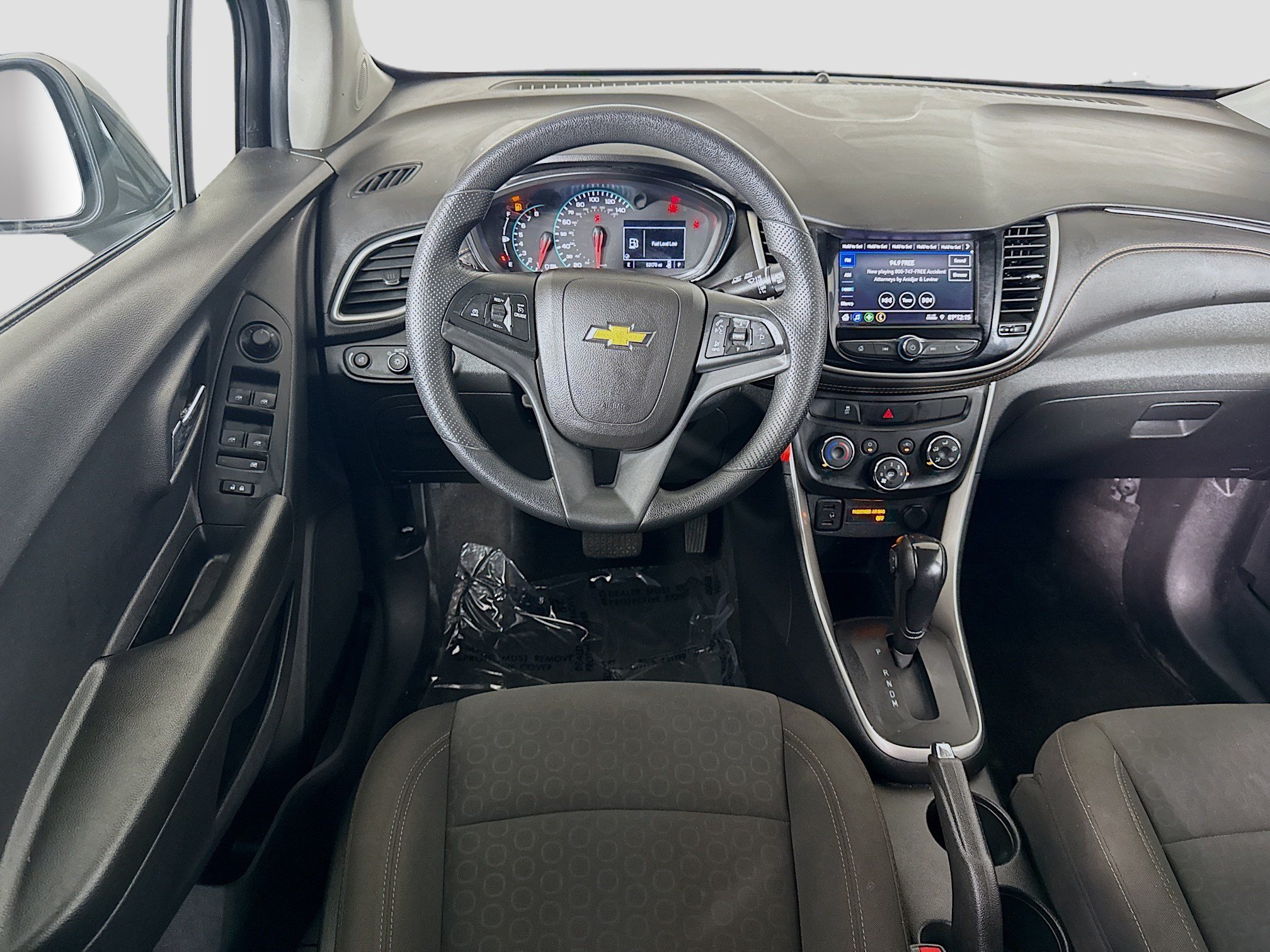 Used 2021 Chevrolet Trax LS w/ Tint and Cruise Package FWD image 17