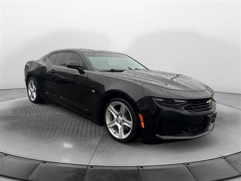 Used 2022 Chevrolet Camaro LT image 6