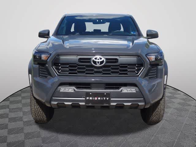 Used 2024 Toyota Tacoma TRD Off-Road AWD/4WD image 5