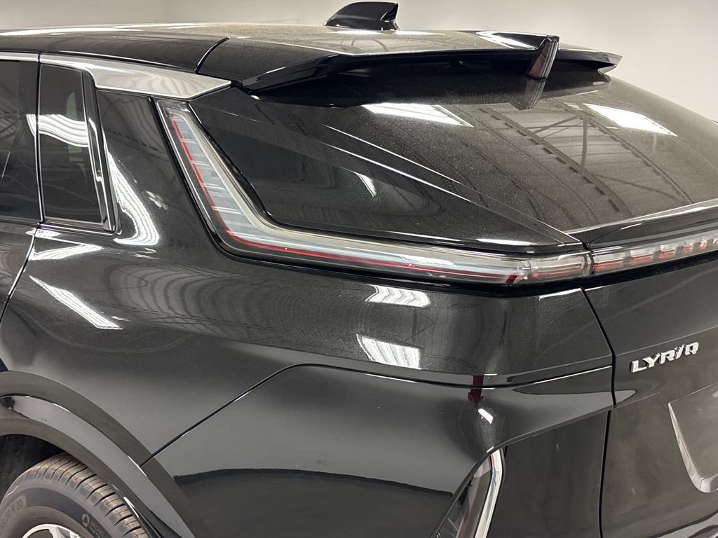 New 2025 Cadillac Lyriq Luxury RWD image 13