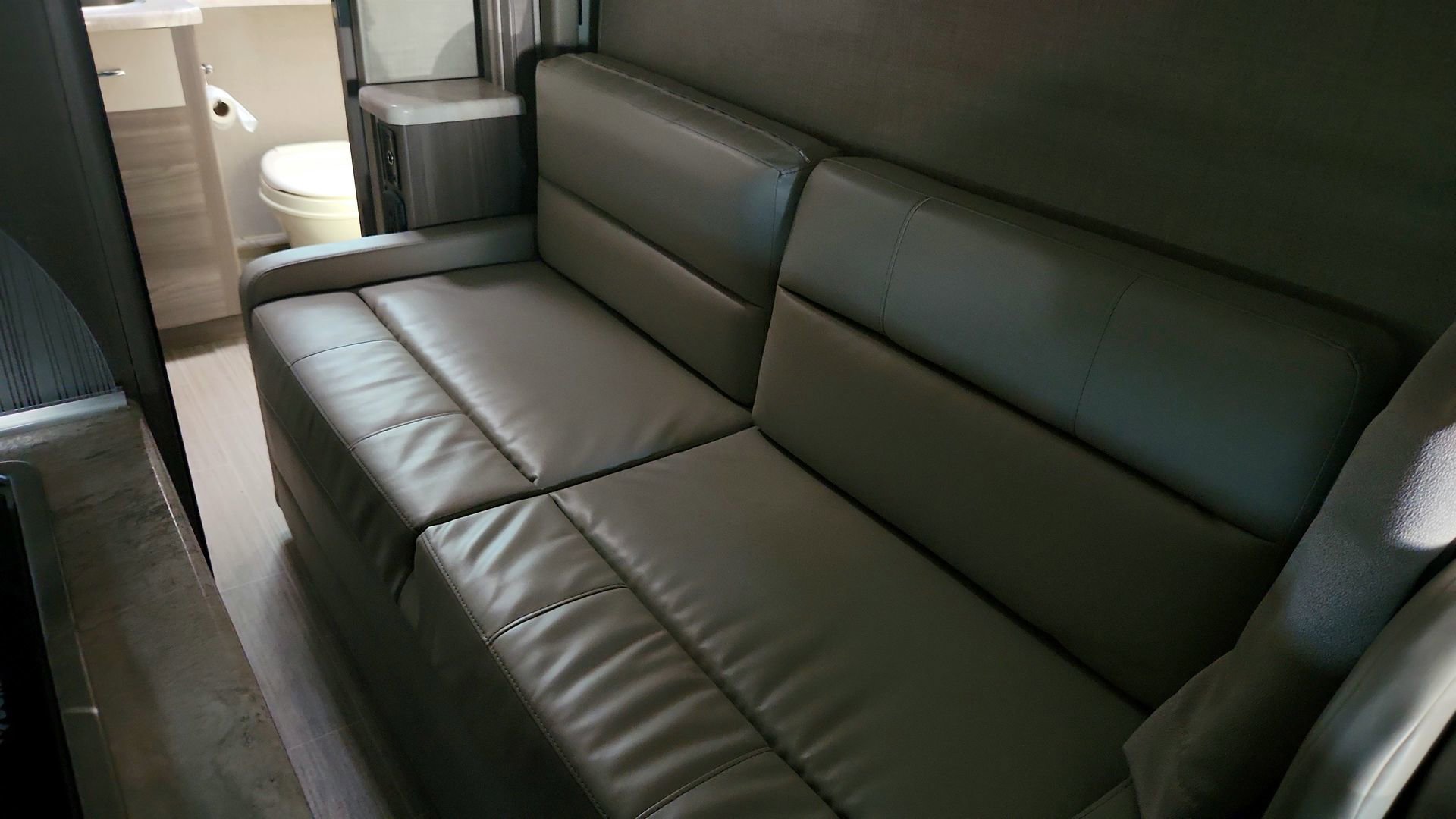 Used 2019 Mercedes-Benz Sprinter 170 image 24