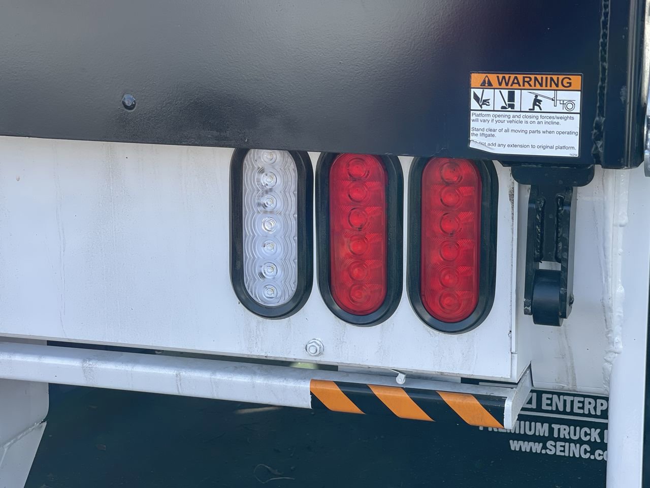 New 2026 Ford F650 2WD Regular Cab Super Duty image 9