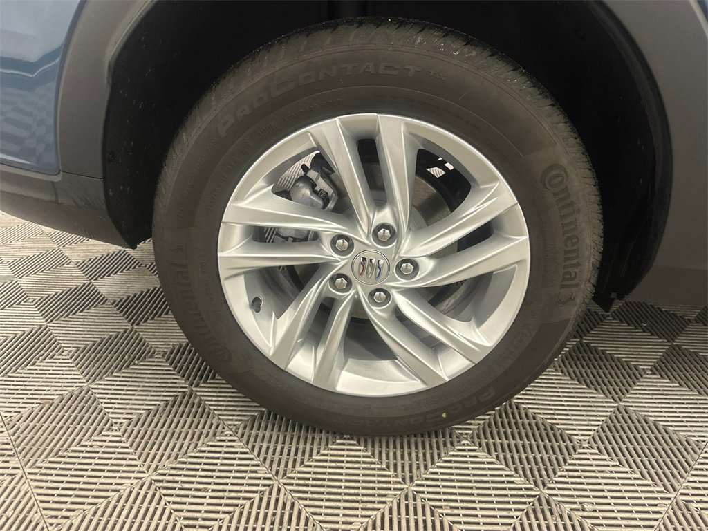 Used 2024 Buick Envista Preferred image 18