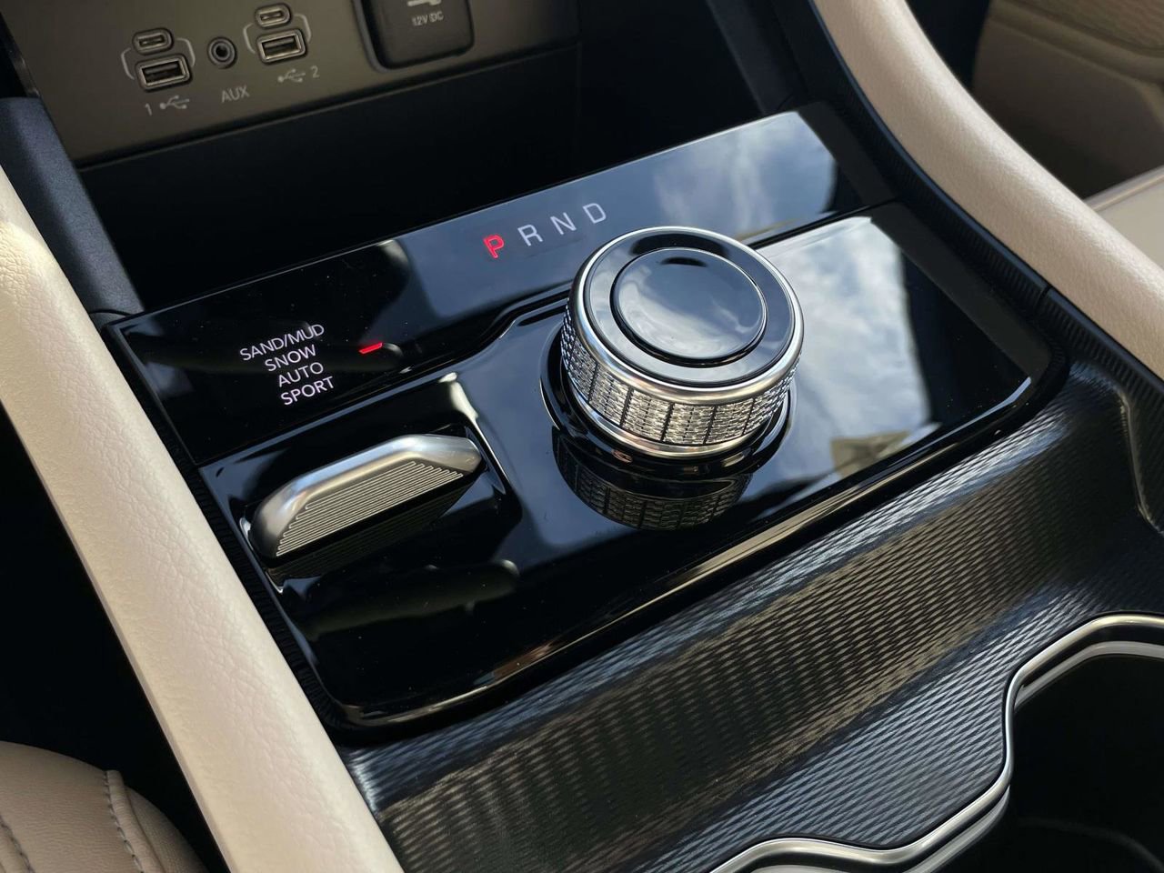 New 2025 Jeep Grand Cherokee L Limited w/ Black Appearance Package image 21