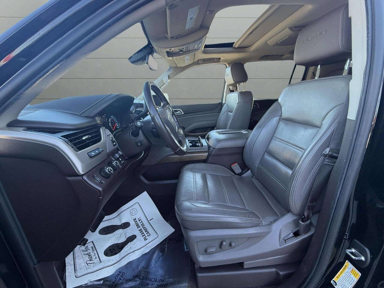 Used 2019 GMC Yukon XL Denali w/ Open Road Package image 9