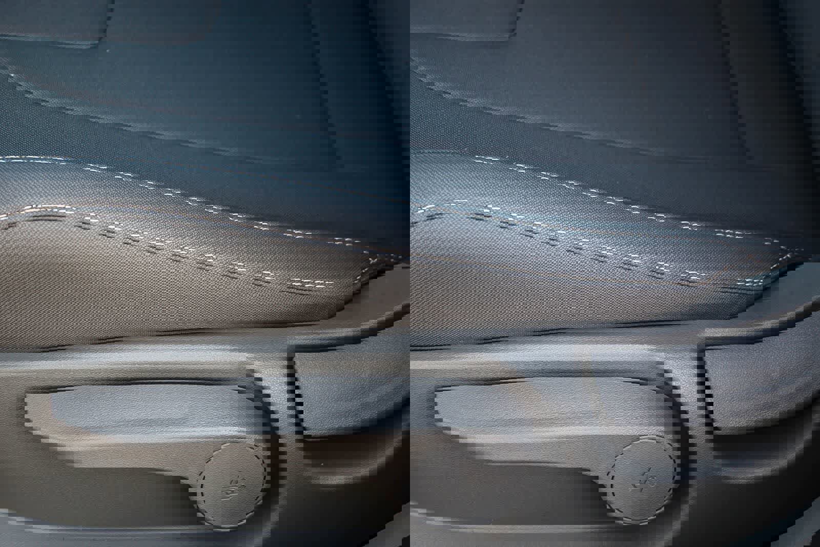 New 2025 Hyundai Elantra Sport image 18