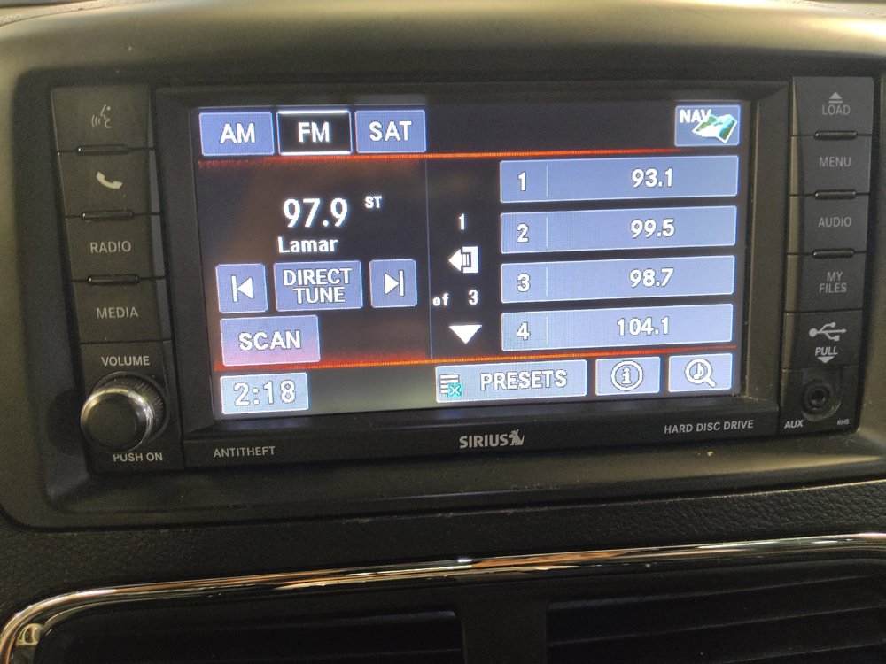 Used 2014 Dodge Grand Caravan SXT FWD image 25