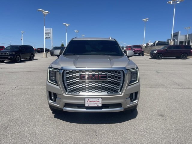 Used 2023 GMC Yukon Denali image 2