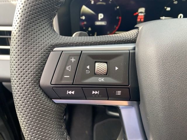 New 2025 Mitsubishi Outlander SE image 22