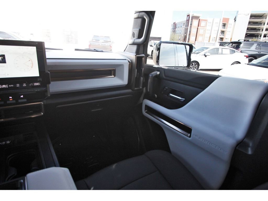 Used 2025 GMC Hummer EV 2X image 8