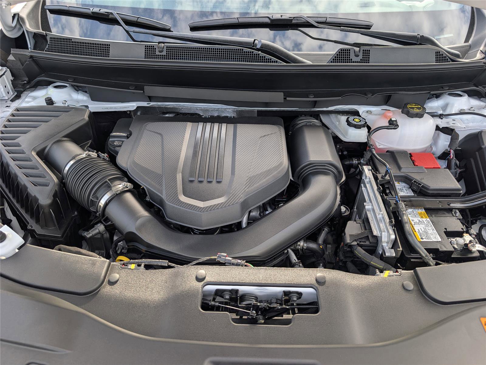 New 2026 Chevrolet Traverse LT w/ Driver Confidence Package FWD image 16