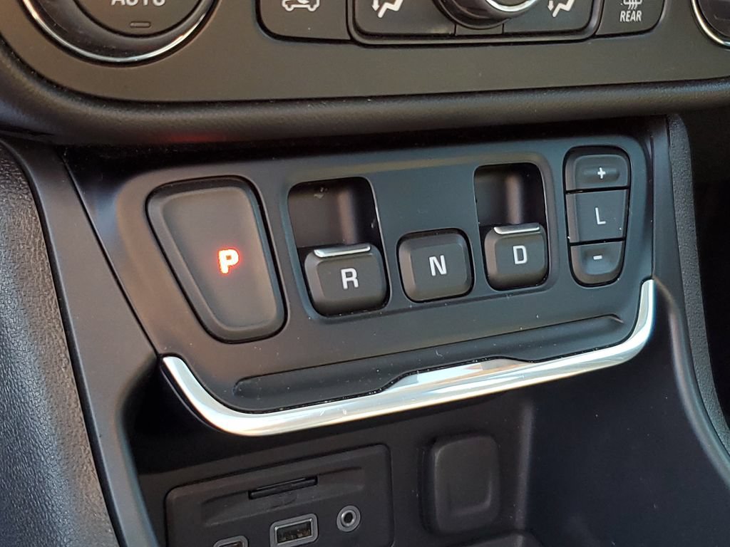 Used 2020 GMC Terrain SLT w/ Preferred Package AWD/4WD image 26