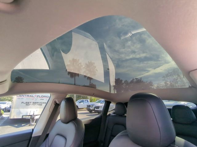 Used 2022 Tesla Model Y Performance image 23