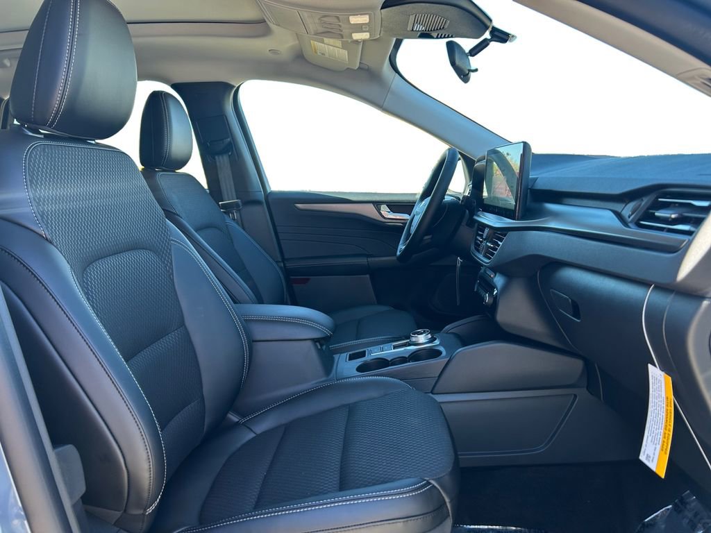 New 2026 Ford Escape SE image 45