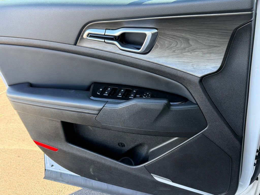 Used 2023 Kia Sportage X-Line w/ X-Line Premium Package image 30