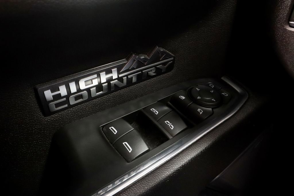 Used 2023 Chevrolet Silverado 1500 High Country w/ High Country Premium Package AWD/4WD image 25