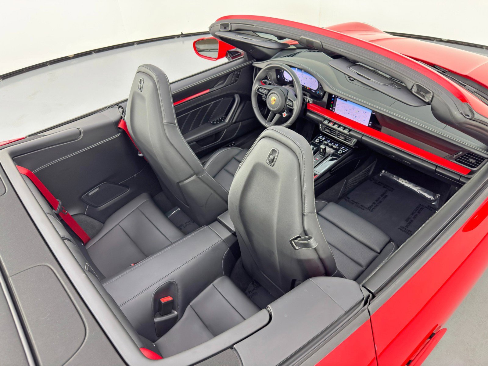 Used 2025 Porsche 911 Carrera RWD image 46