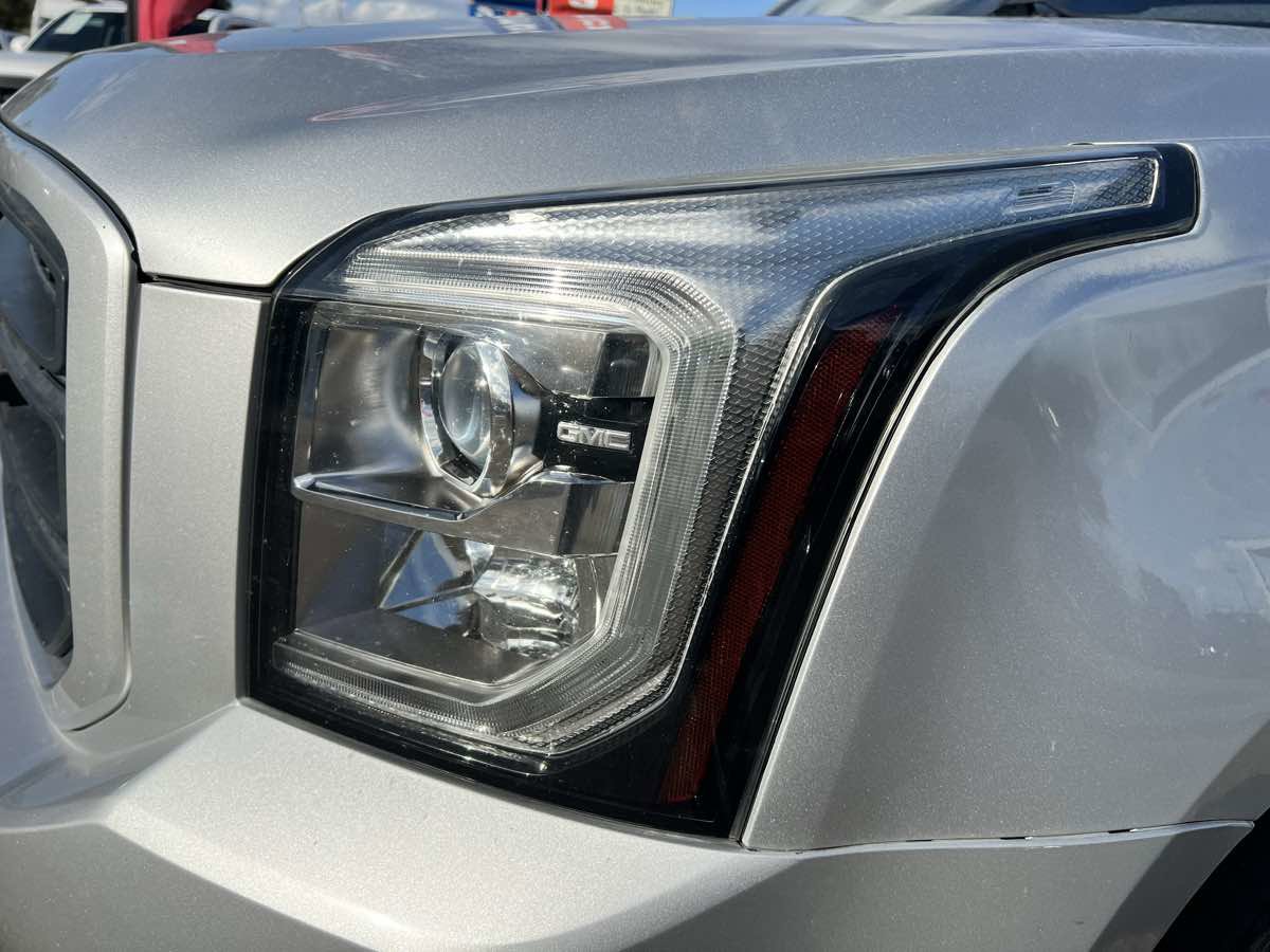 Used 2017 GMC Yukon SLE w/ Convenience Package RWD image 6