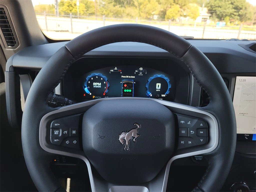 New 2025 Ford Bronco Badlands image 13