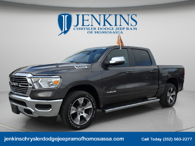 Used 2023 RAM 1500 Laramie AWD/4WD image 10