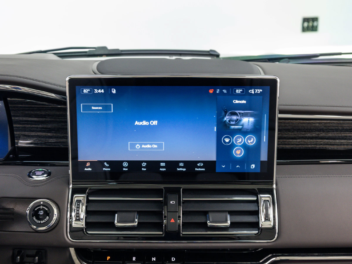 Used 2024 Lincoln Navigator Black Label AWD/4WD image 16