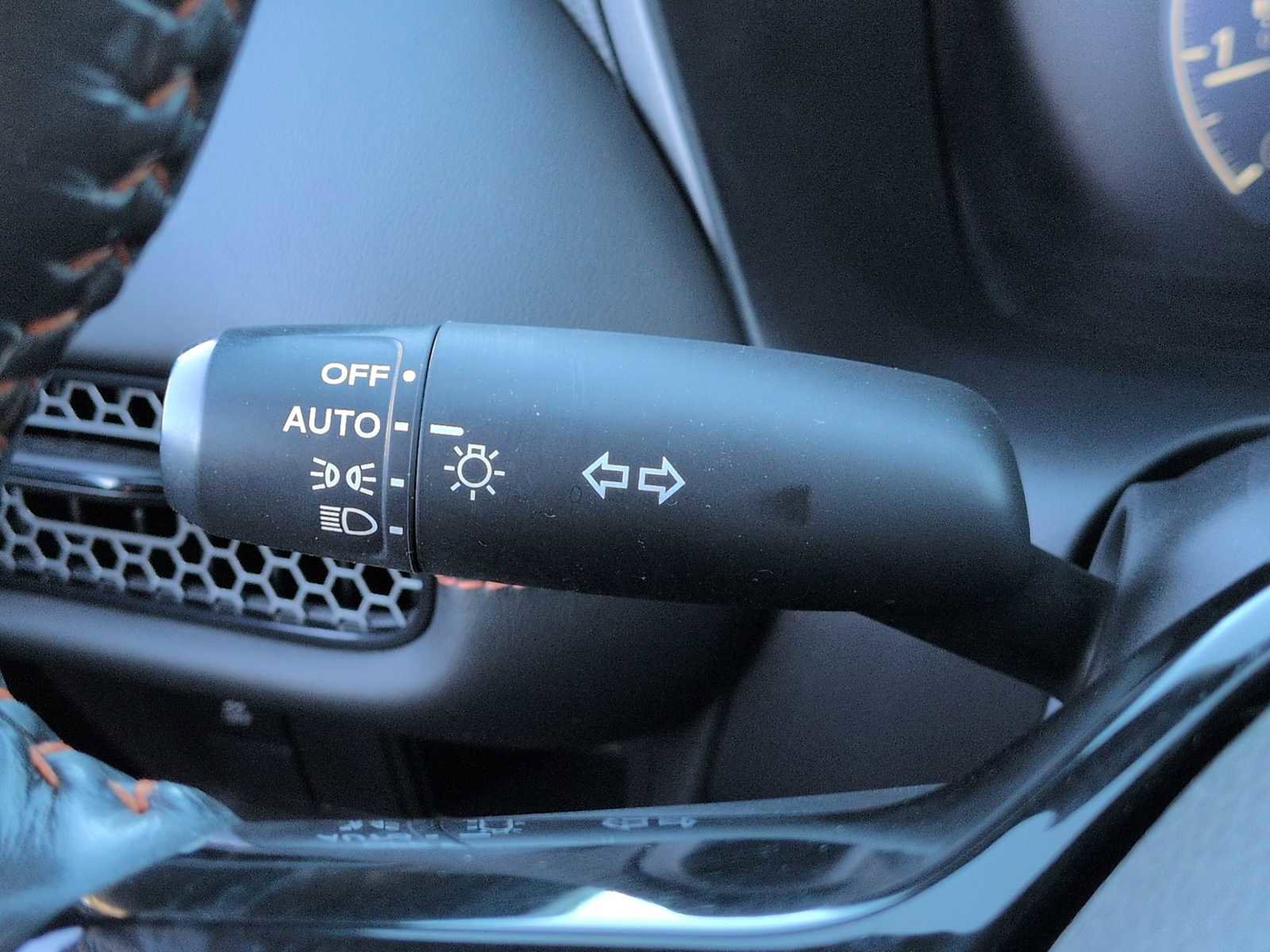 Used 2023 Honda HR-V Sport image 27