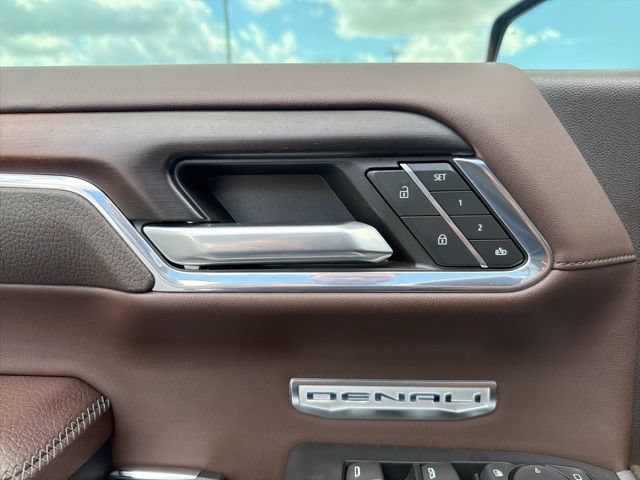 Used 2024 GMC Sierra 1500 Denali w/ Technology Package AWD/4WD image 21