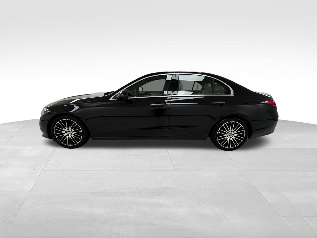 Used 2022 Mercedes-Benz C 300 4MATIC Sedan image 4