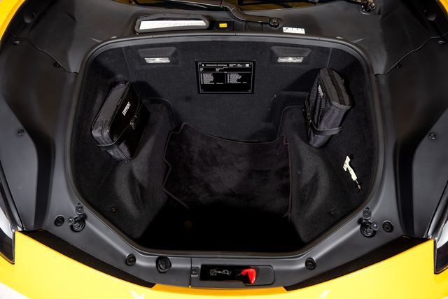 Used 2019 Ferrari 488 Spider RWD image 16