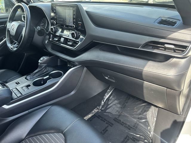 Used 2021 Toyota Highlander XSE image 13