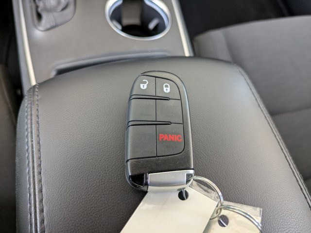 Used 2020 Dodge Durango SXT w/ 3rd Row Seating Group image 28