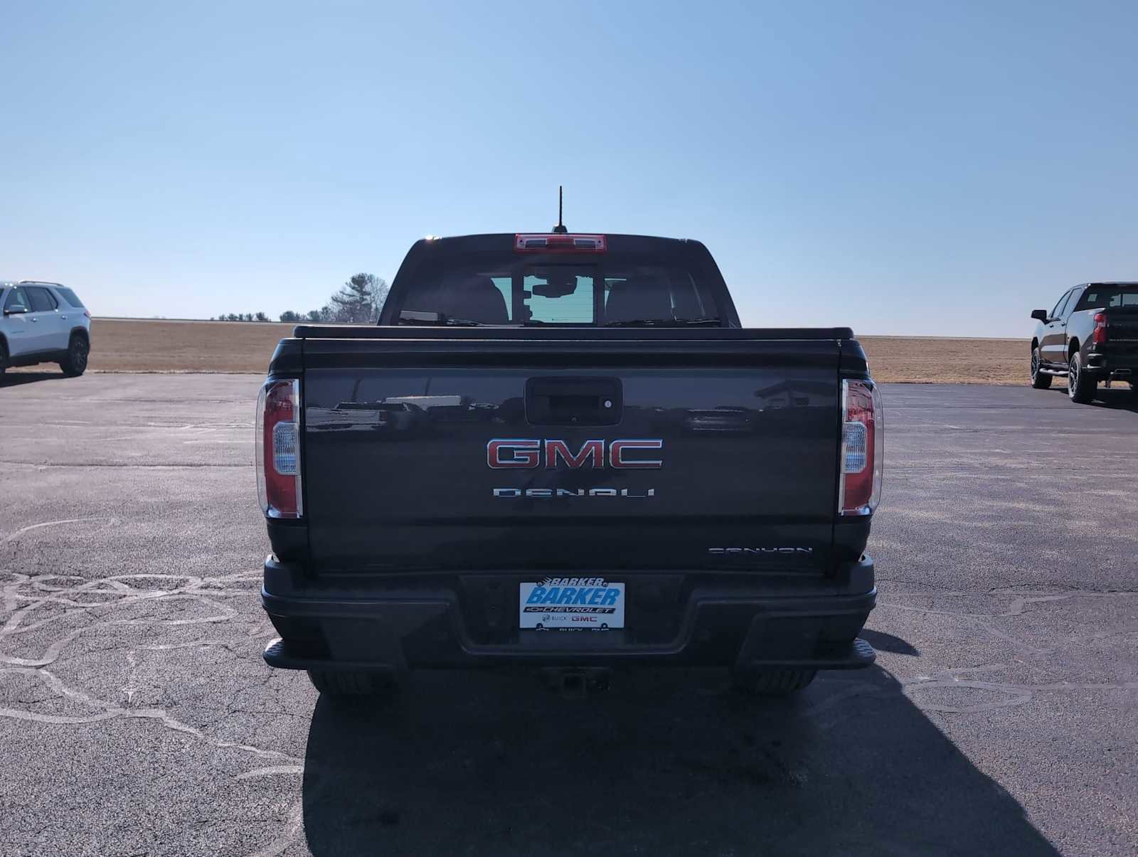 Used 2021 GMC Canyon Denali image 7