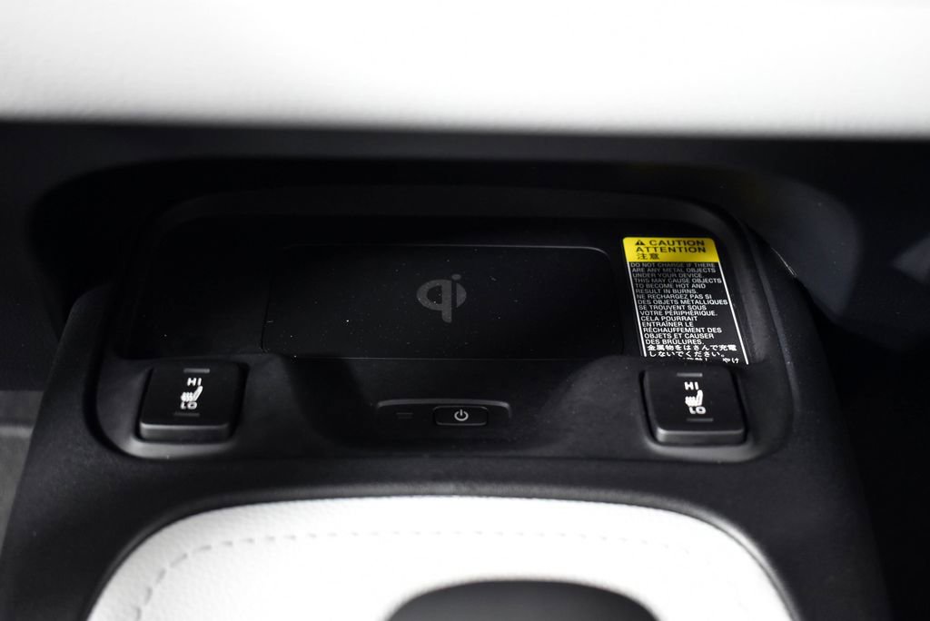 Used 2025 Toyota Corolla XSE image 34