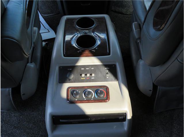 Used 2012 Chevrolet Express 1500 RWD image 8
