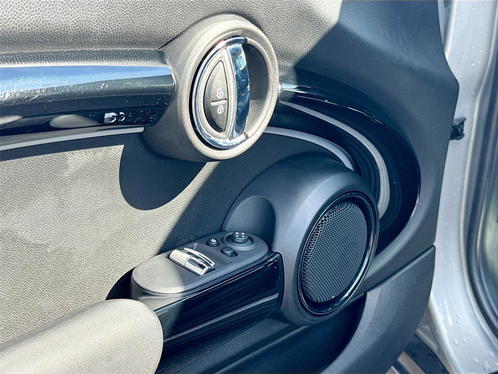 Used 2024 MINI Cooper S image 16