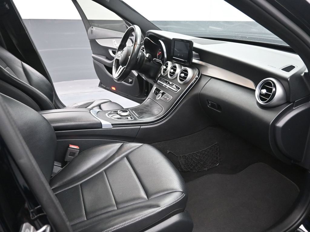 Used 2019 Mercedes-Benz C 300 Sedan image 16