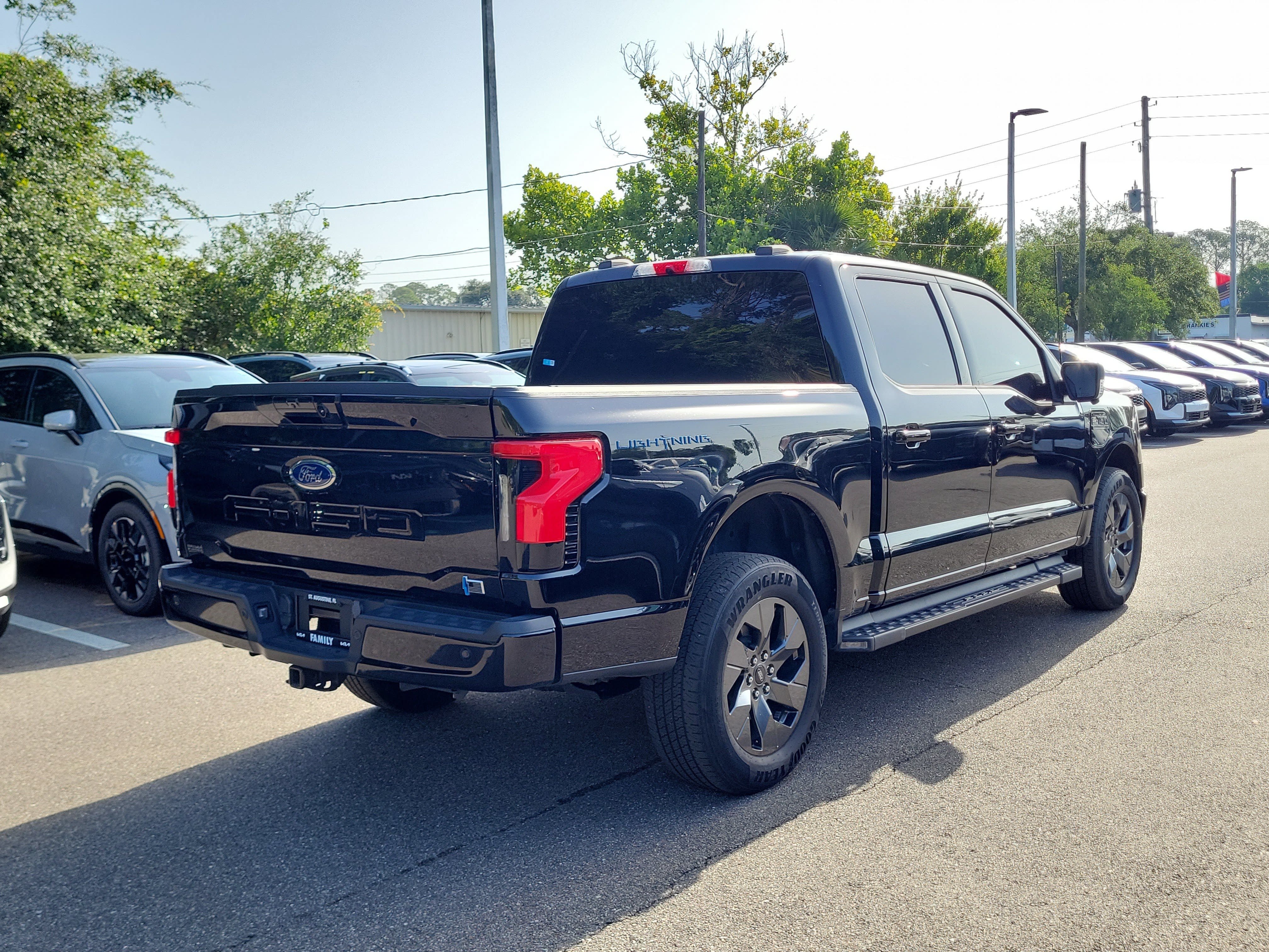 Used 2023 Ford F150 Lightning XLT w/ Equipment Group 312A High AWD/4WD image 6