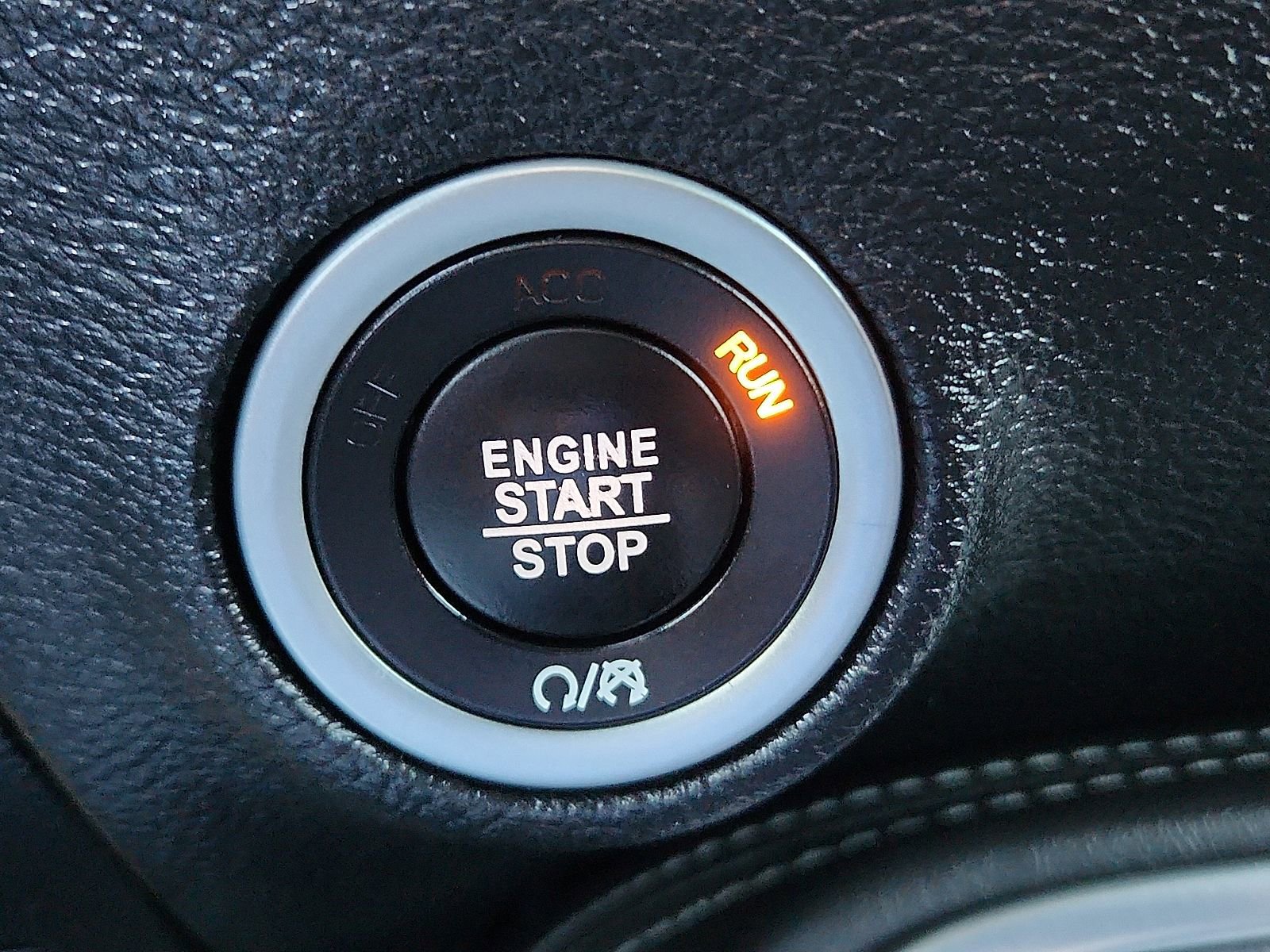 Used 2018 Dodge Challenger T/A w/ Quick Order Package 22P T/A image 16