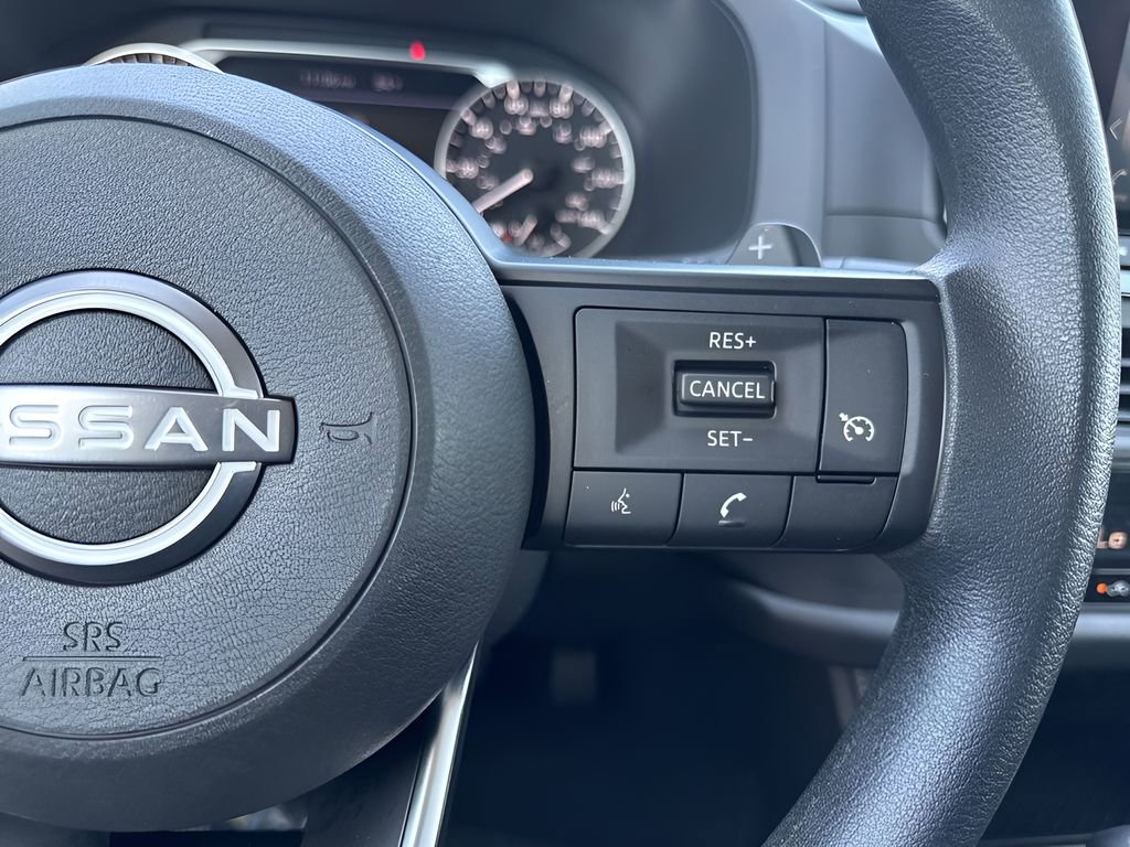 Used 2024 Nissan Pathfinder S AWD/4WD image 14