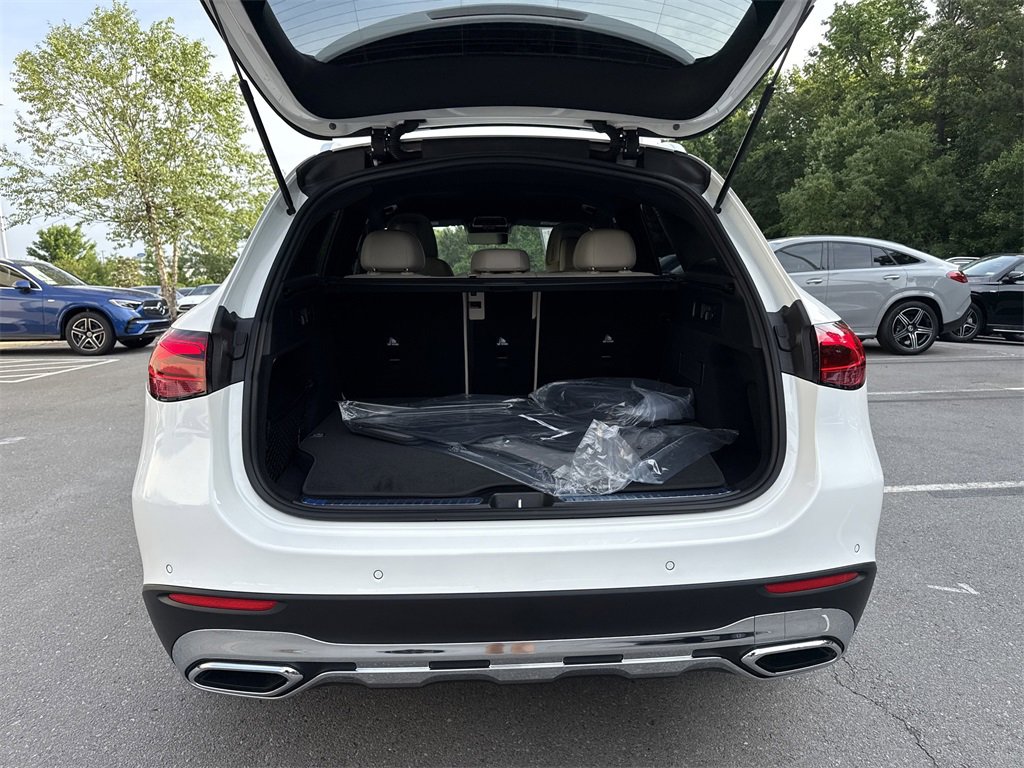 New 2025 Mercedes-Benz GLC 350e 4MATIC image 15
